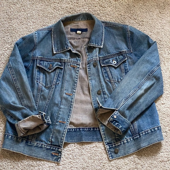 GAP Jackets & Blazers - GAP Denim dark wash jacket LIKE New!!Large. Tea stain wash.